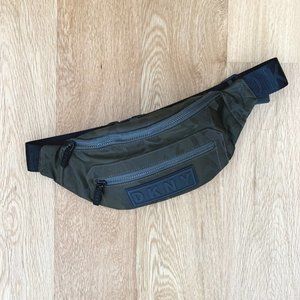 DKNY (NEW) ARMY GREEN CAMO FANNY PACK